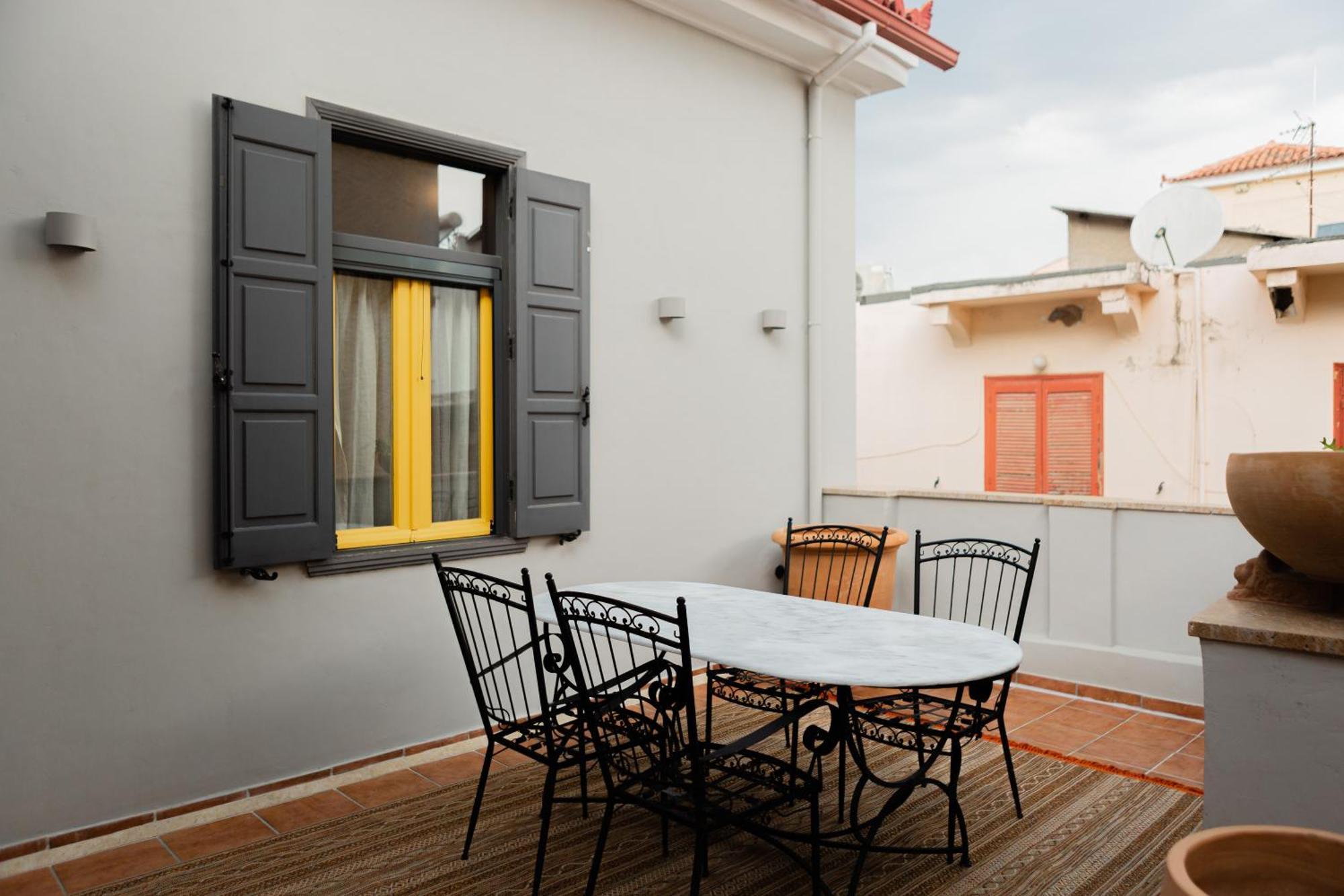 Archo Nafplio Suites & Rooms Buitenkant foto